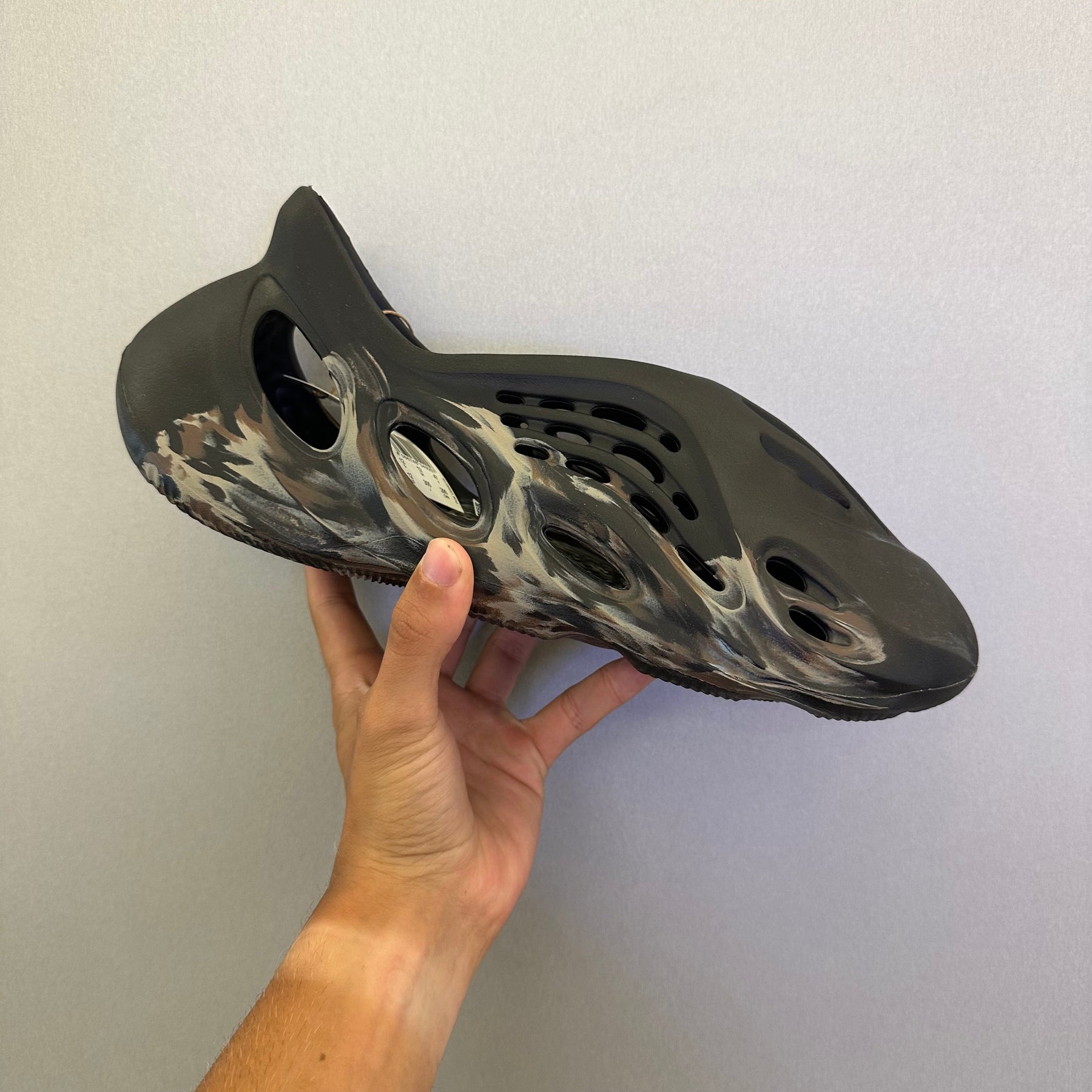 Adidas Yeezy Foam RNR MX Cinder (Pronta Entrega)