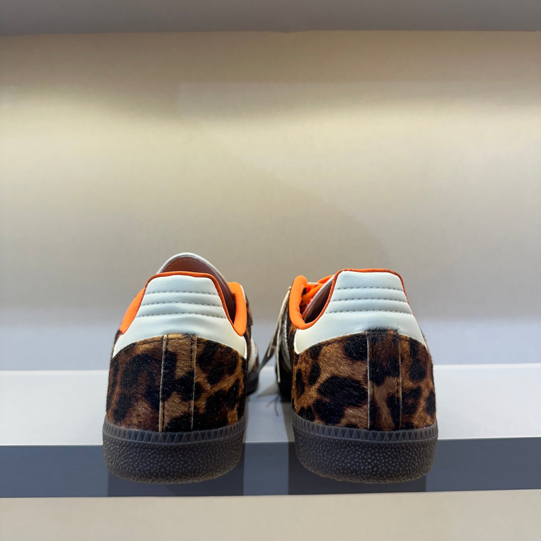 Adidas Samba OG Preloved Red Leopard (Pronta Entrega)